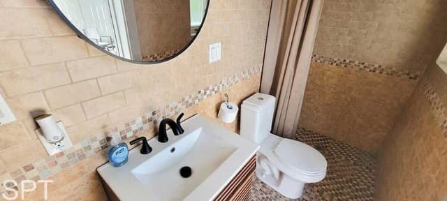 House, Multiple Beds, Pool Access (Padre Beach House)