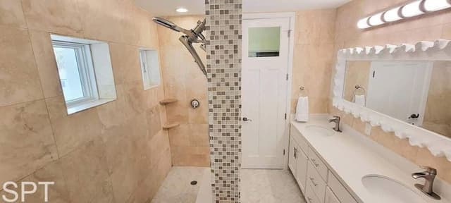 House, Multiple Beds, Pool Access (Padre Beach House)