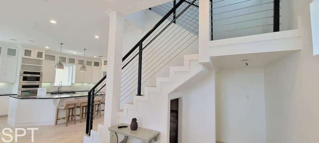 House, Multiple Beds, Pool Access (Padre Beach House)