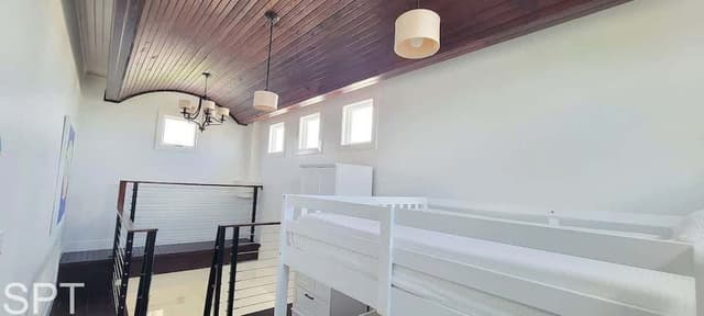 House, Multiple Beds, Pool Access (Padre Beach House)