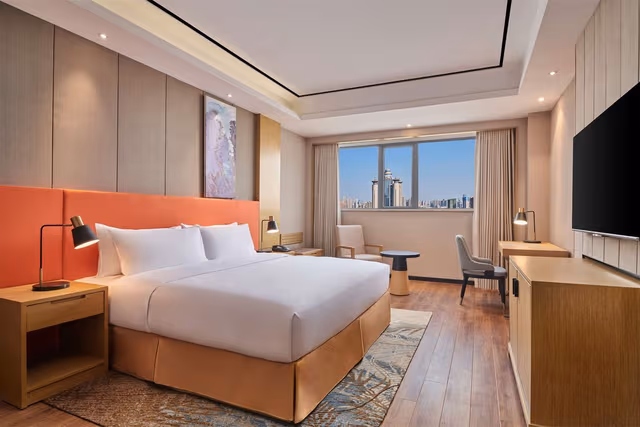 KING GUEST ROOM
