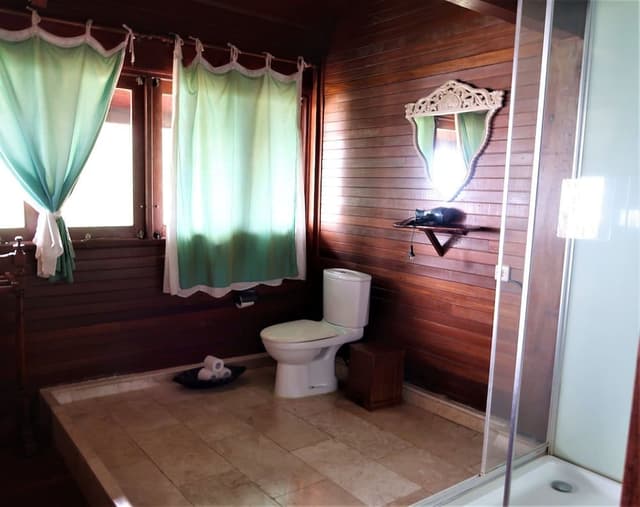 Suite (Esplanade)