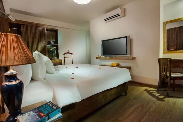 Family Connecting Room with Balcony - City View