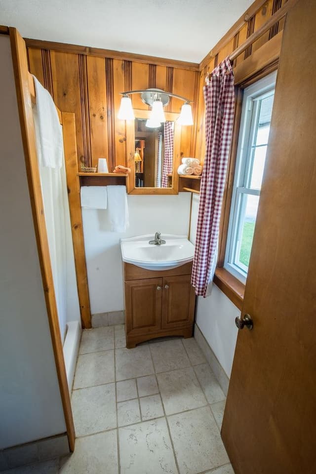 Room, 2 Double Beds (Motel)