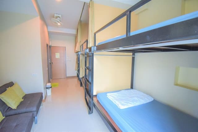 Mixed 6 beds Dorm