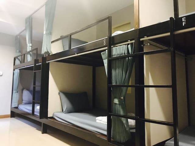 Family Room 6 Beds