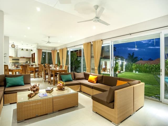 Villa, Smoking