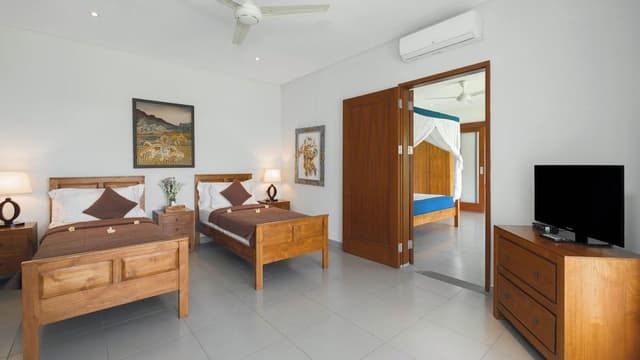 Family Villa, 5 Bedrooms, Private Pool, Pool View