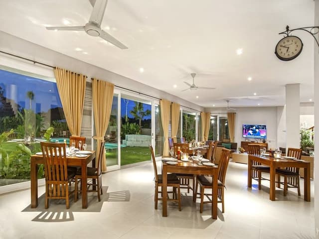 Villa, Smoking