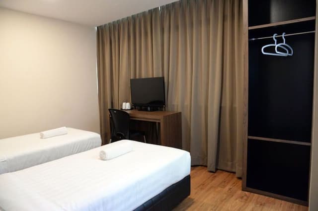 Deluxe Twin Room
