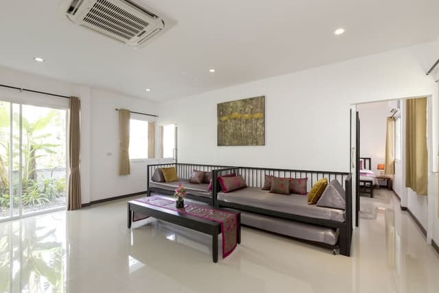 Two-Bedroom Apartment (10 adults and 5 children under 6 years old sleeping for free in existing beds