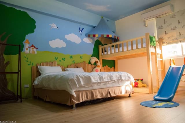 Triple Room with Slide