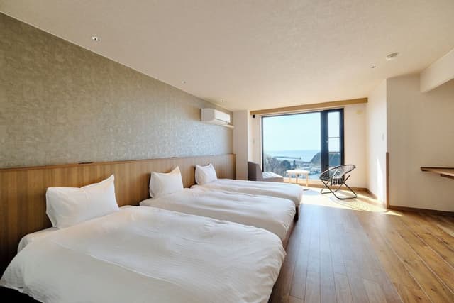 Basic Triple Room, 3 Twin Beds, Non Smoking