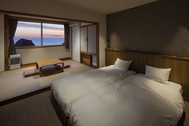 Twin Room with Tatami Area, Public Bathroom, Non Smoking