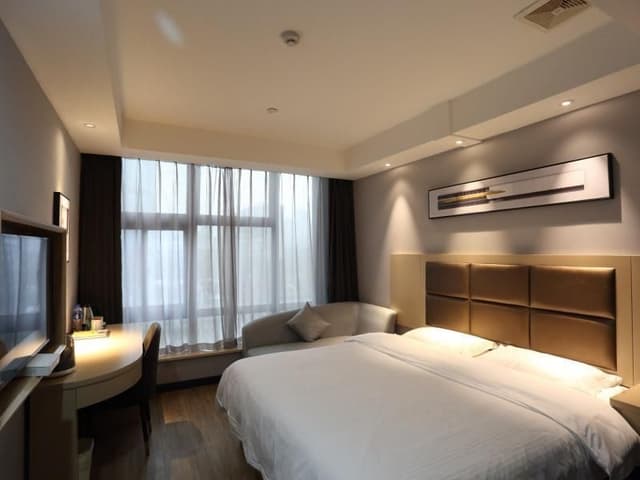 Business Standard Room