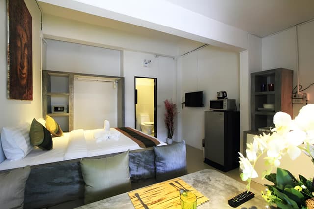 Standard Suite