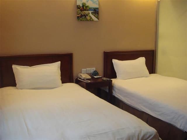 Guest Twin Room