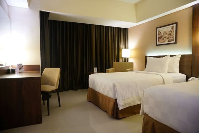 Deluxe Room, 2 Twin Beds, Non Smoking, City View
