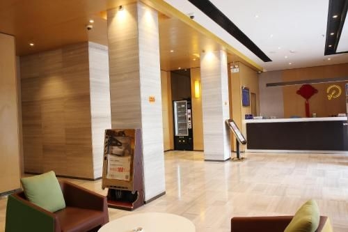 โรงแรมเซเว่นเดย์ อินน์ ตงกวน ถังเซี่ย เทียนหง ช้อปปิ้งเซ็นเตอร์ (7 Days Inn Dongguan Tangxia Tianhong Shopping Center)1