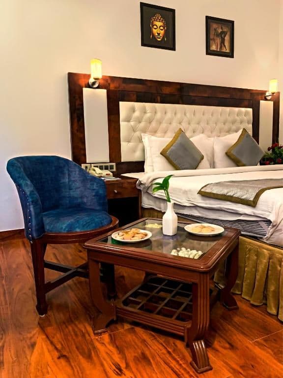 Club or Twin Room