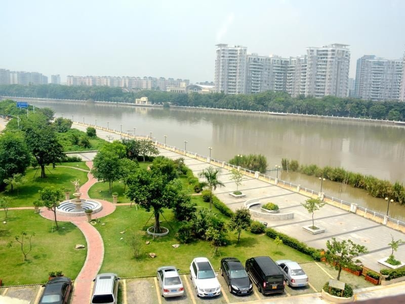 Vienna Hotel Guangzhou Panyu Chimelong Dashi River View Park3