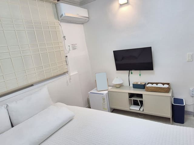 Basic Double Room