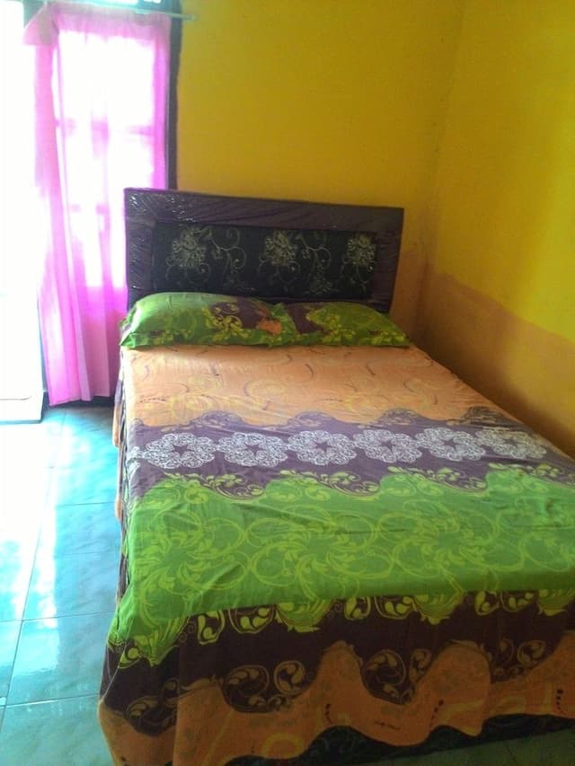 Basic Room, 1 Twin Bed, Smoking