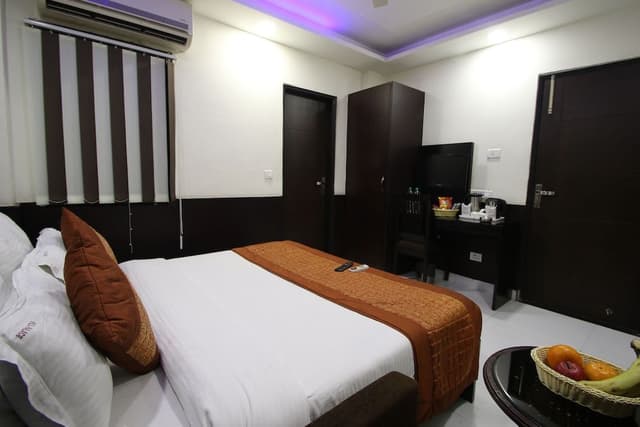 Deluxe Double Room, Accessible, Smoking