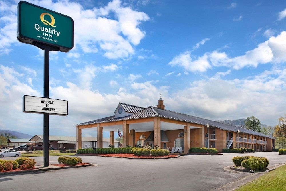 Quality Inn3