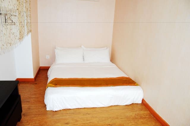 3 Bedrooms Apartment