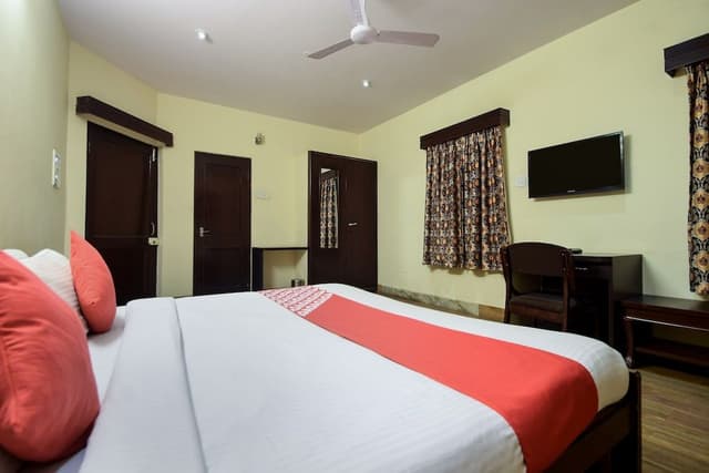 Standard Double or Twin Room, Private Bathroom