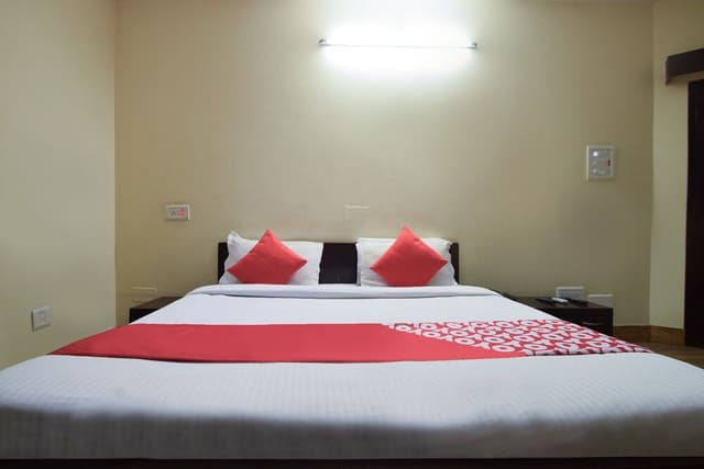Standard Double or Twin Room, Private Bathroom