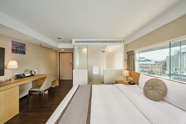 Supreme Deluxe Room