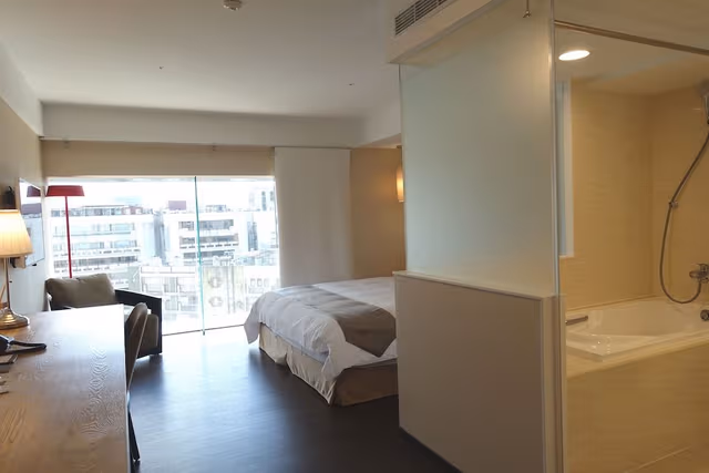 Deluxe View King Room