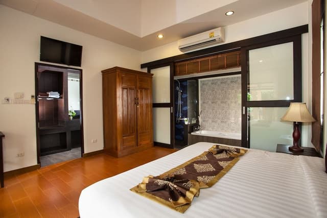 Royal Family Villa