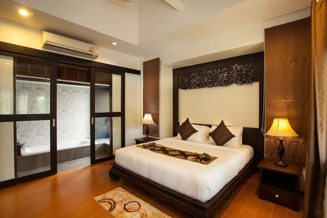 Royal Family Villa