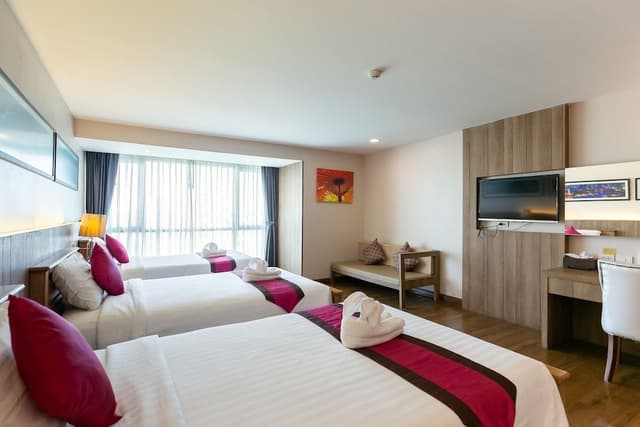 Triple Room