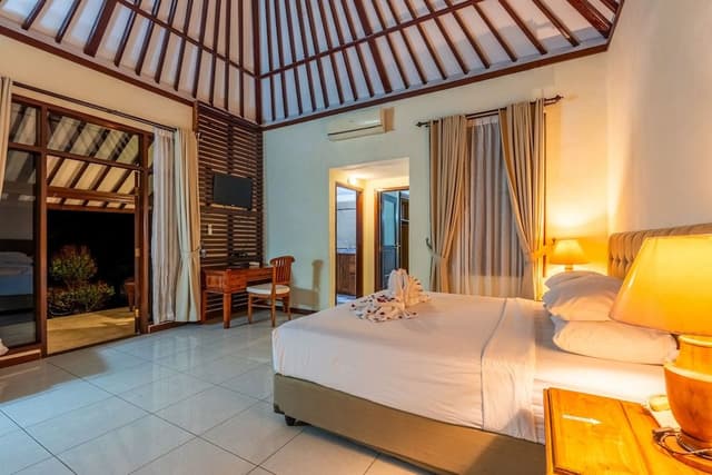 Deluxe One Bedroom