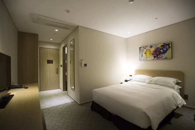 Standard Room, 1 Double Bed, City View