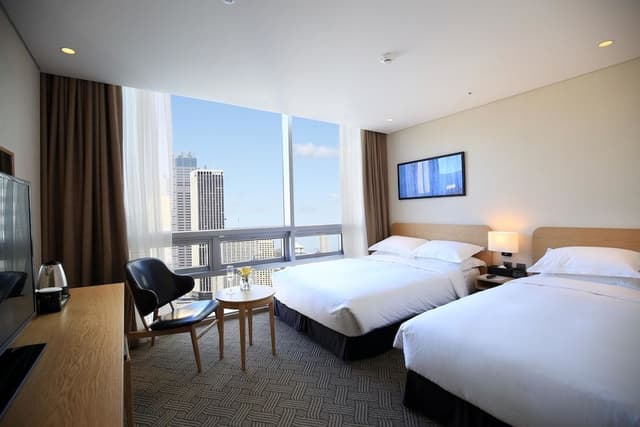 Standard Room, Multiple Beds, City View