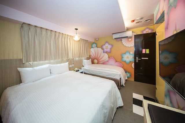 Triple Room