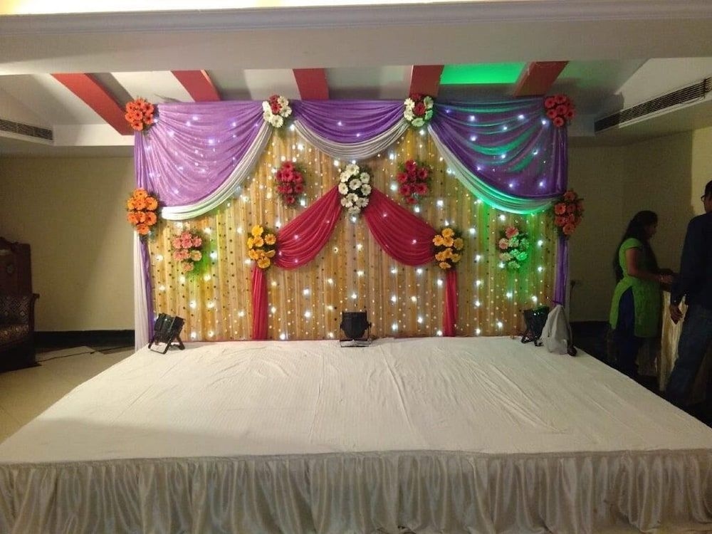 Hotel Anmol Continental1