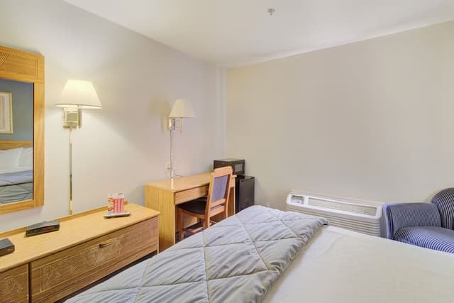 King Bed Accessible Non-Smoking