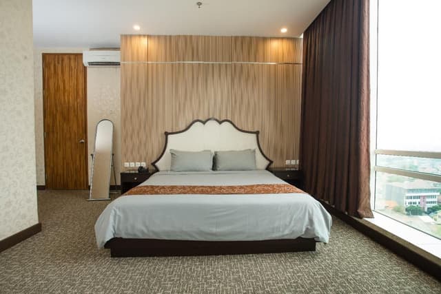 Super Suite 1