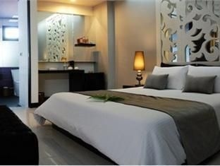Long Beach Luxury Villas1