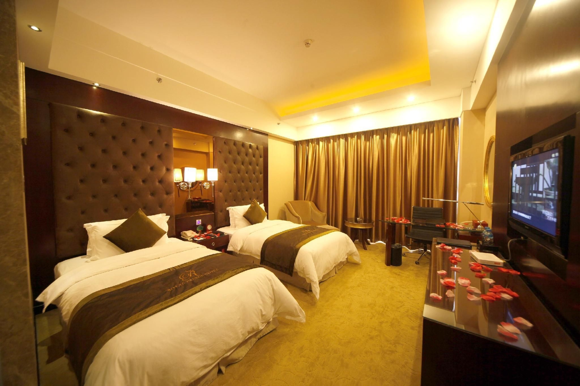 โรงแรมรอยัล ปริ๊นซ์ (Royal Prince Hotel)3
