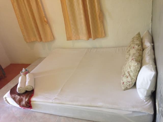 Standard Double Room, Fan
