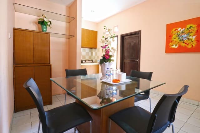 Anggrek Room