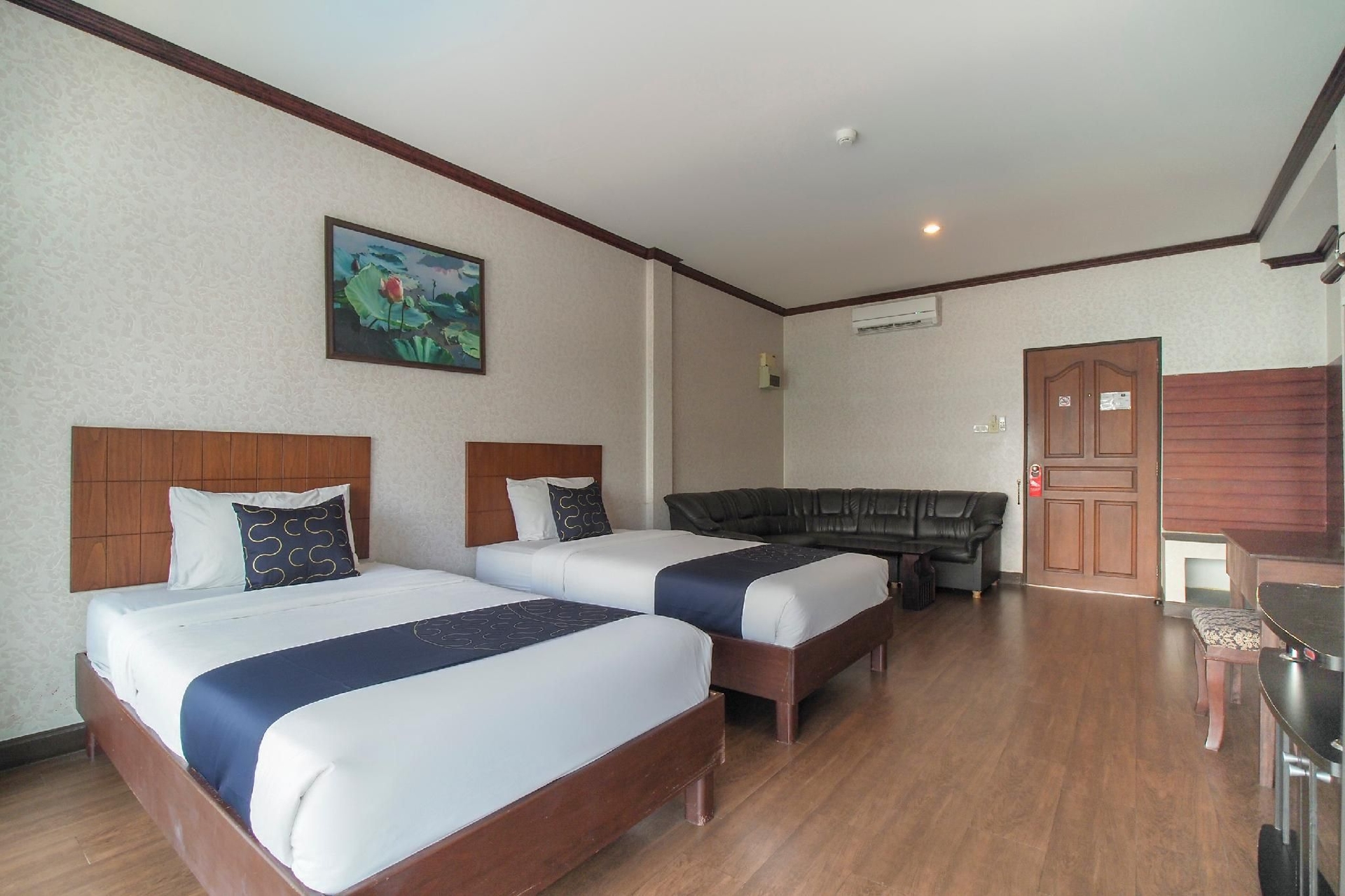 มายโฮม โฮเต็ล (My Home Hotel)1