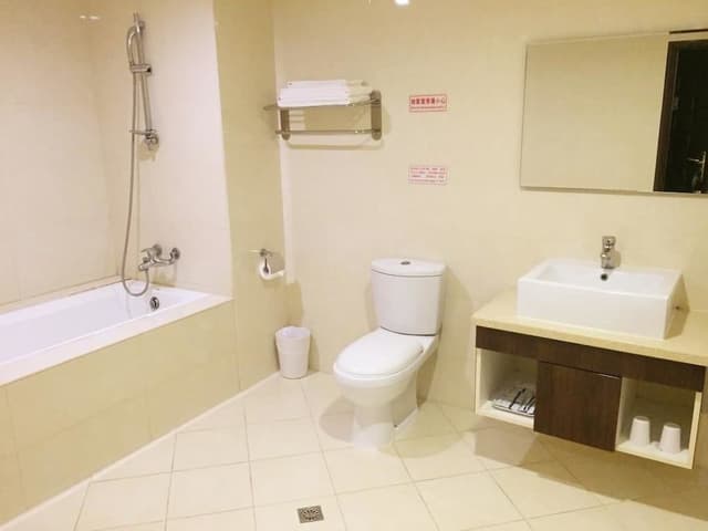 Family Quadruple Room, 2 Double Beds, Non Smoking
